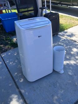 Portable A /C 5000btu with windows kit and control remote