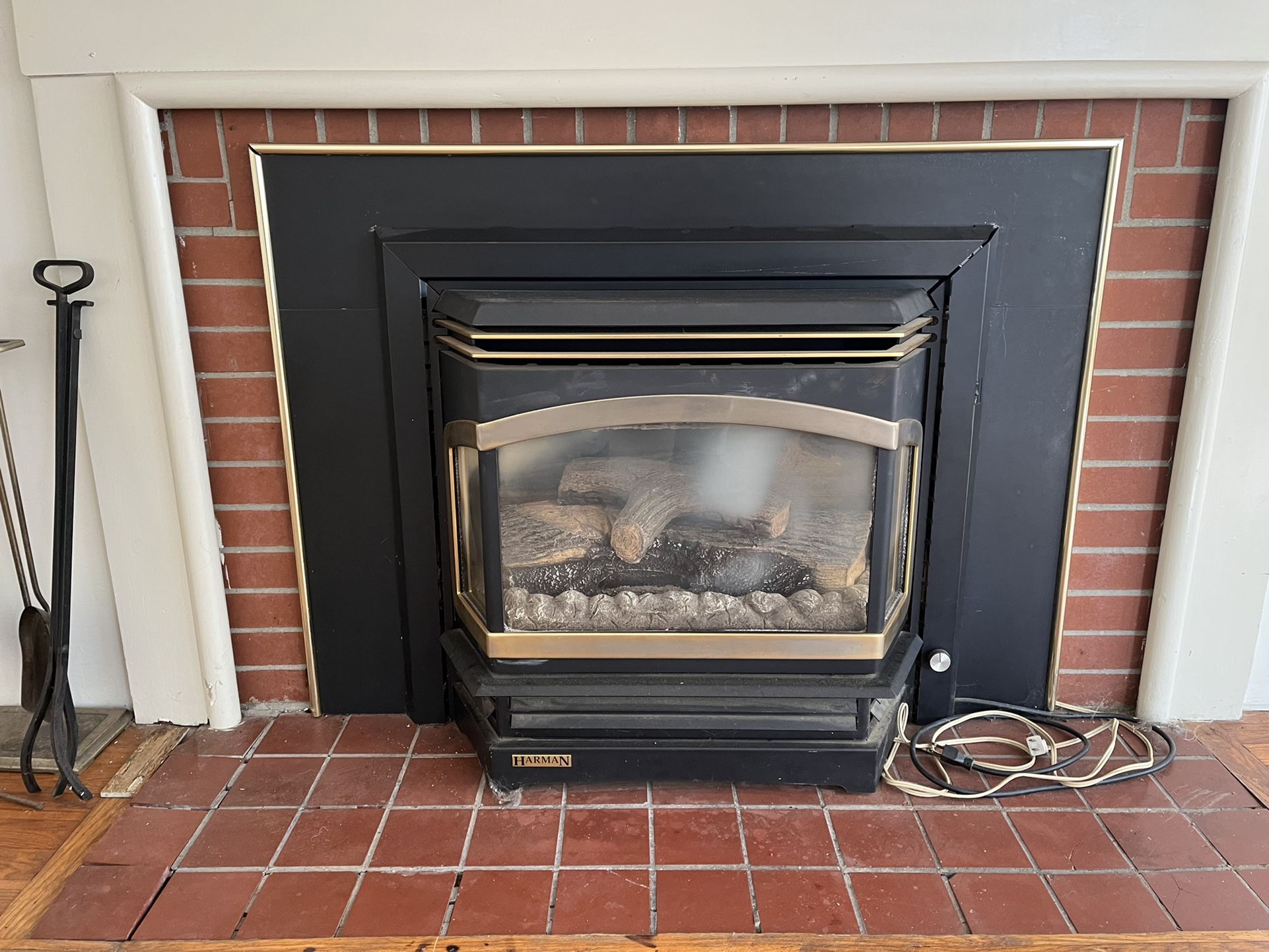 Natural Gas Fireplace Insert for Sale in Newbury, MA - OfferUp