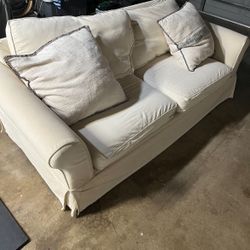 Couch Pottery Barn 