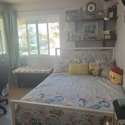 Queen  Mattress Headband And Footboard 