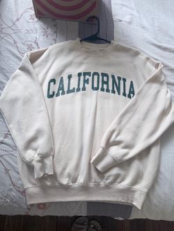 Cream/Off-White California Crewneck Sweatshirt 🤍