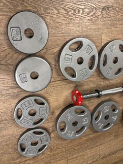 Beautiful NEW Set of CAP Cast Iron Dumbbells 80 lbs ( yea you right 40 pounds on each hand)