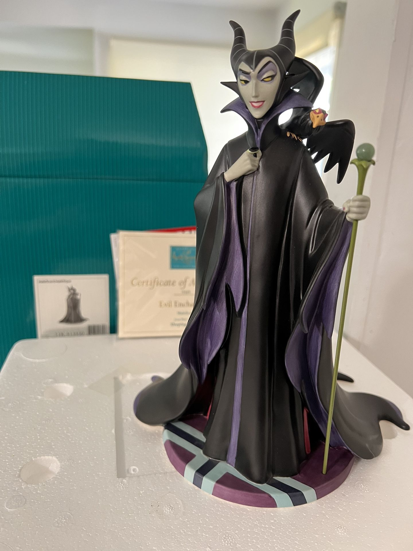 Walt Disney Classic Collection Maleficent NIB 