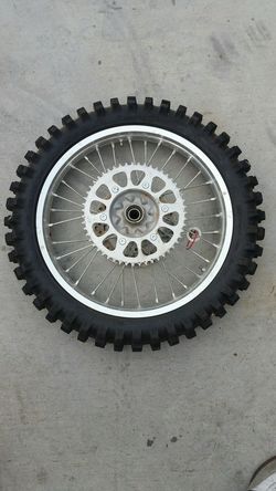 Motorcycle wheel