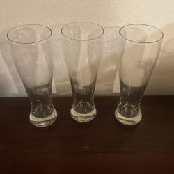 3 Pilsner Glasses