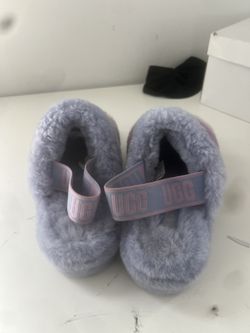 Uggs slippers