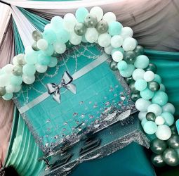 Tiffany Balloon Garland