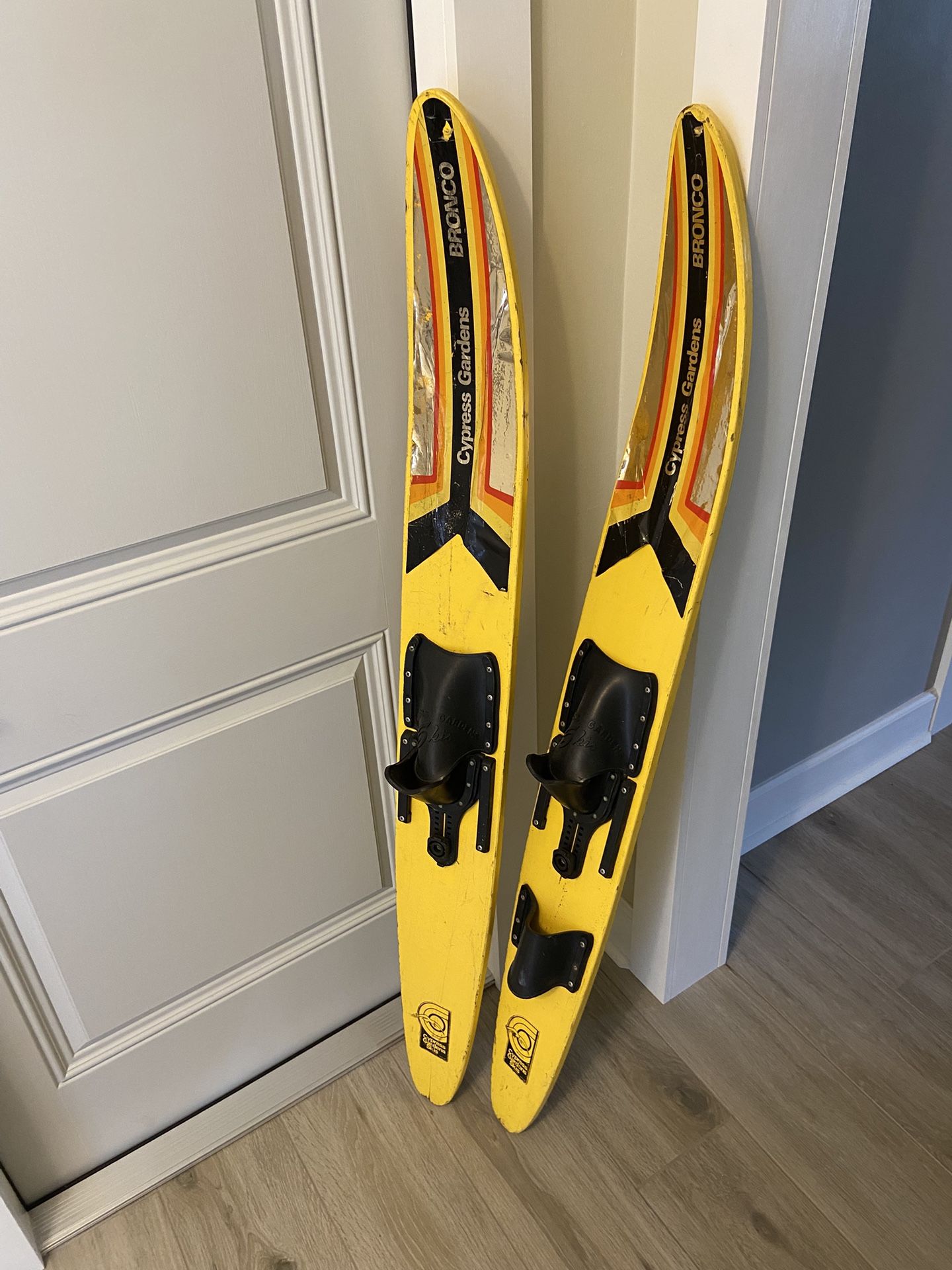 Vintage Cypress Garden wooden skis