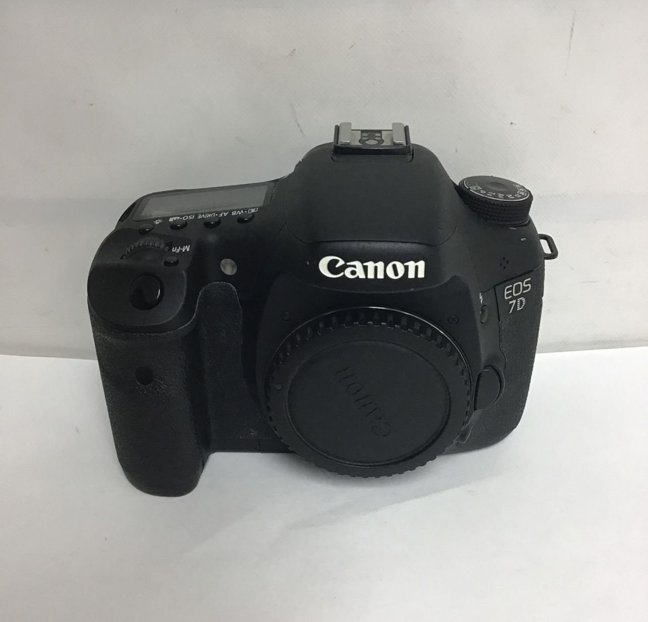 Canon EOS 7D 18.0 MP DSLR NO BATTERY, NO CHARGER, AND NO LENS. Body Only 
