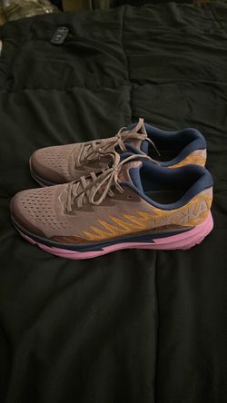 Hoka shoes