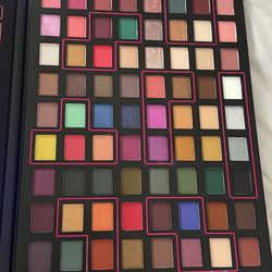 Nyx Eye Shadow Pallet Never Used! 