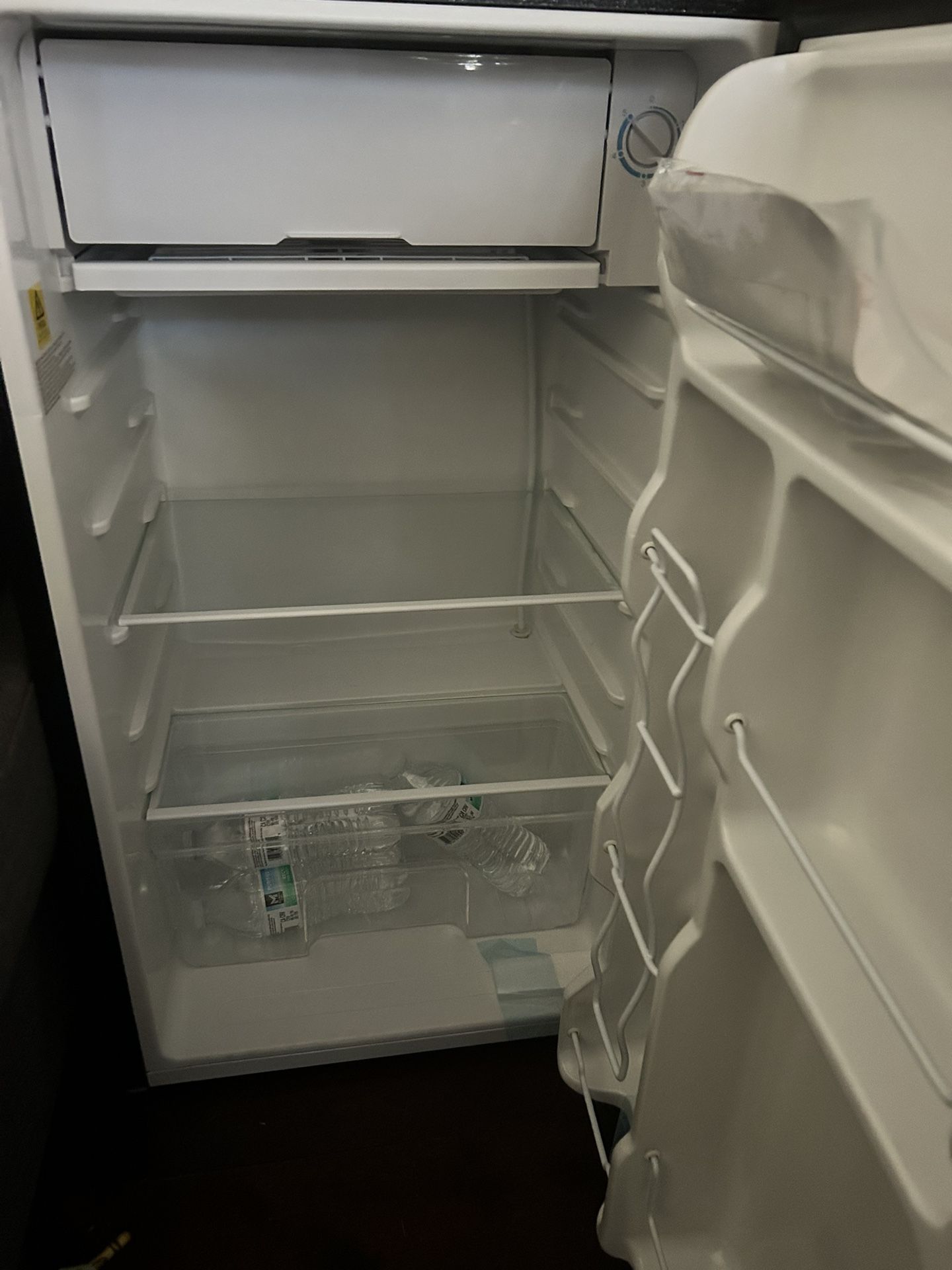 New Mini Fridge 3.2 Cu Ft Upstream