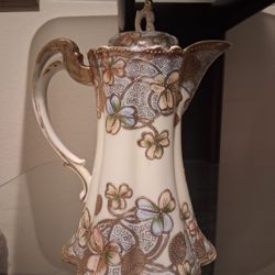 NIPON PORCELAIN CHOCOLATE POT BLUE AND PINK FLORAL DESIGN HAND PAINTED NIPON PORCELAIN CHOCOLATE POT BLUE, ROSE GOLDEN FLORAL DESIGN HAND PAINTED 