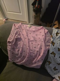 Size M light pink and bows