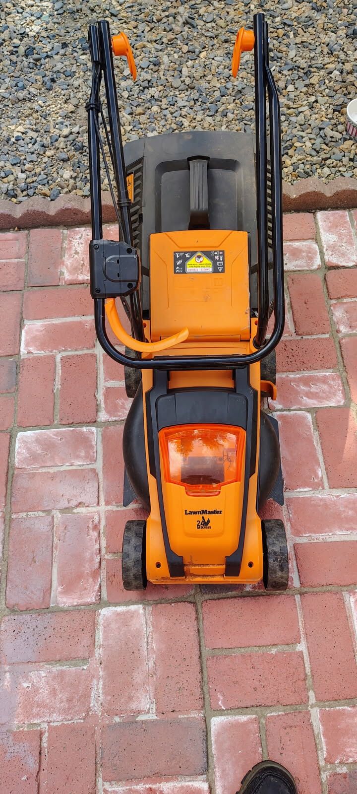 Lawn Mower Chargeable 