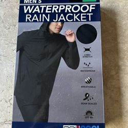 Water Proof Rain Jacket. Size XL