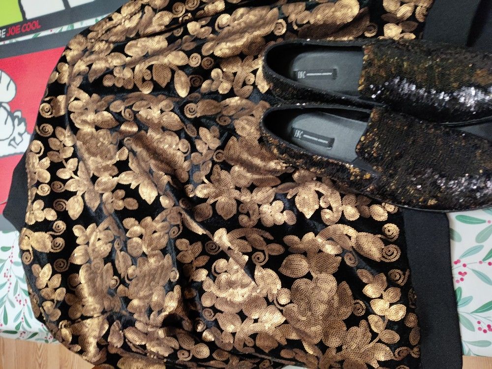 Inc Brand(Macy's) Jacket (L)/Shoes (9) Gold