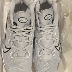 White Nike Shoes 13