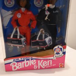 AA Barbie N Ken Air Force Set Ver Rare Limited Edition