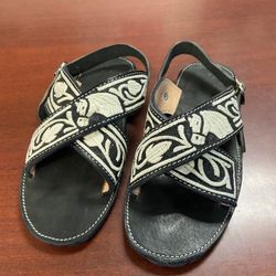 Nuevos Huaraches Bordados
