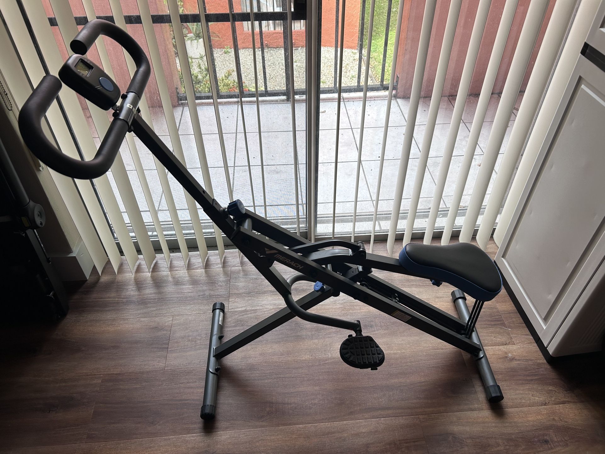 Squat Machine Leg Exercise Machine Foldable