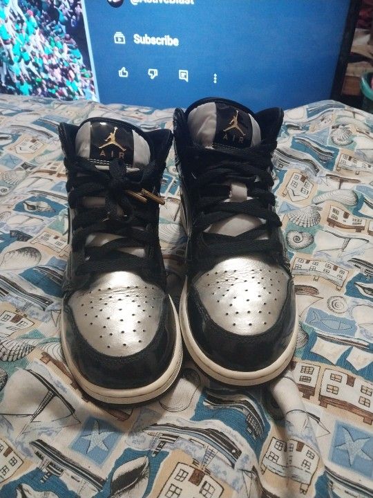 Jordan 1s Size 6 1/2