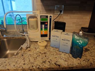 Enagic LeveLuk SD501 Kangen Water Ionizer