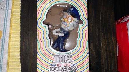 Dia de los Dodgers 2022 Bobblehead