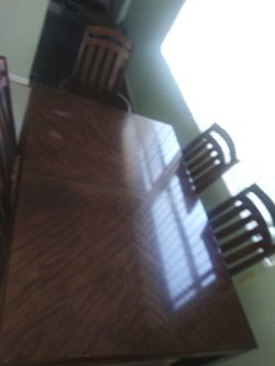 Dining table with 6 chairs
