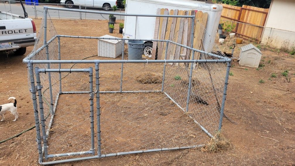 Dog Kennel 7ft X 7ft