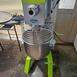Mixer 40 Qrts.