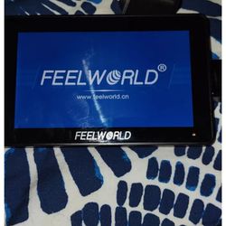 Feelworld 4K Touchscreen Monitor 5.5" with Battery+charger/HDMI cable+Handle