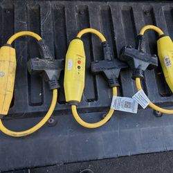 3 ways with fuse breakers