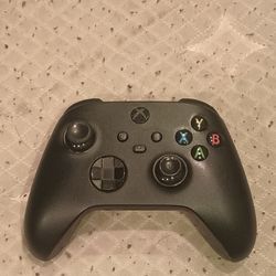 Black Xbox Wireless Controller