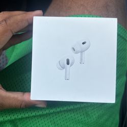 AirPod Max Pro 2 Brand New ! 