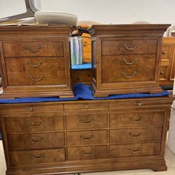 Thomasville Elysee French Country burl wood dresser W/ 2 Night Stands - Excellent Condition- Retail: $2400