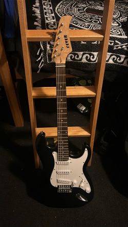 FEVER Electric Guitar - Comes with case