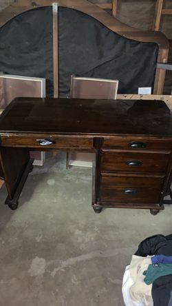 Wood desk