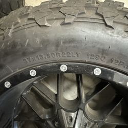 R22 37x13.50 6 Lug