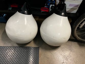 Taylor Made Tuff End 18” Buoy with Whip