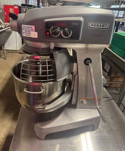 Hobart 20qt stand mixer