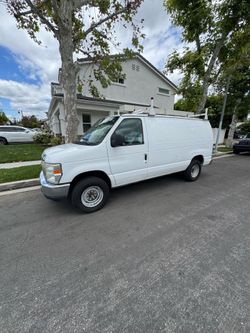 2009 Ford E-Series E-250 Cargo