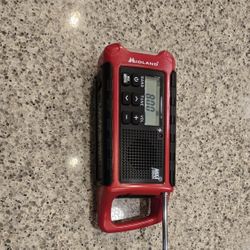 ER210 Portable Emergency Crank Weather Radio