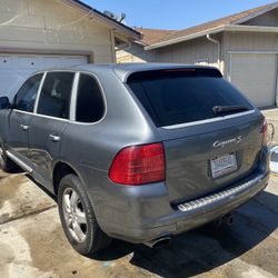 2005 Porsche Cayenne S