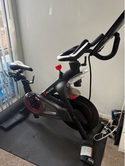 peloton bike with screen