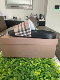 bb sandals