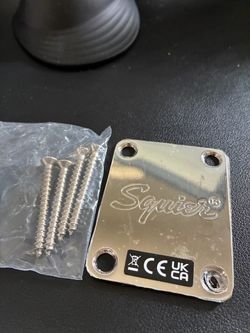 Squier Bass Neck Plate