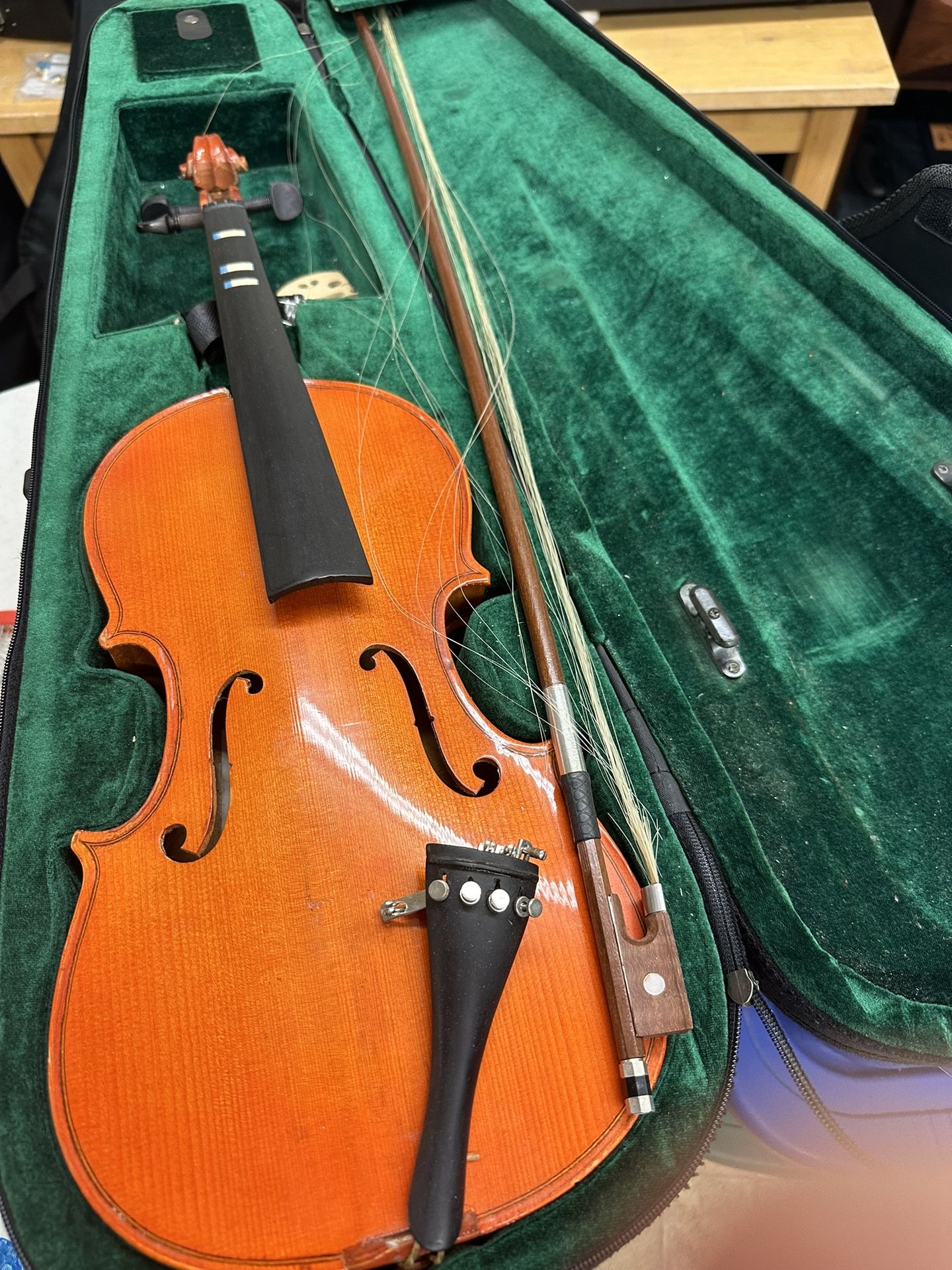 WACO Broken Violin