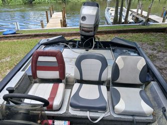 2004 bass tracker pt185