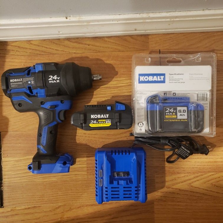 Kobalt 24V Max 1/2 Brushless Impact Wrench 2 Battery & Charger